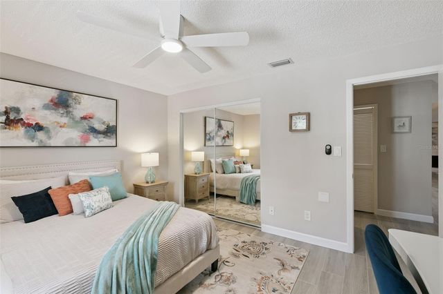 16 ESCONDIDO CIRCLE 221, Altamonte Springs, FL 32701