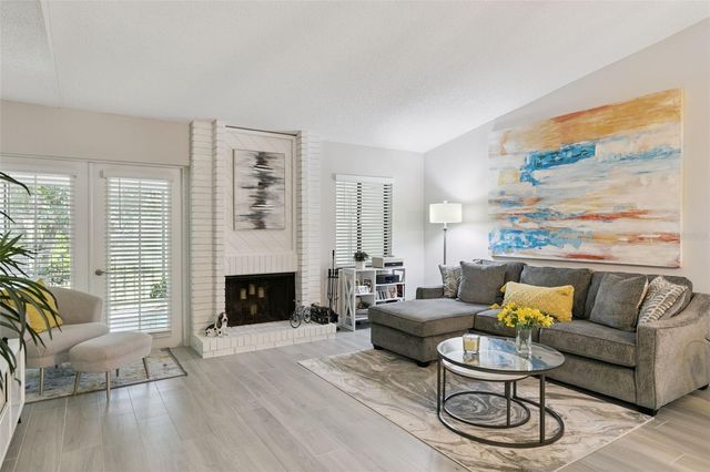 16 ESCONDIDO CIRCLE 221, Altamonte Springs, FL 32701