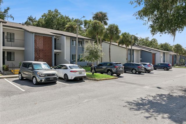 16 ESCONDIDO CIRCLE 221, Altamonte Springs, FL 32701