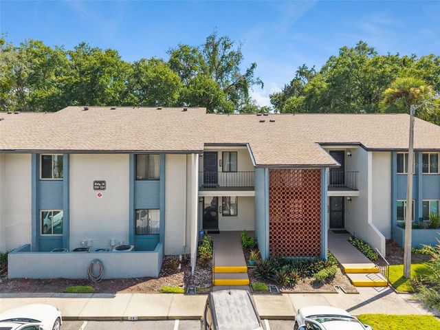 16 ESCONDIDO CIRCLE 221, Altamonte Springs, FL 32701