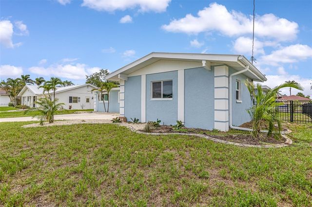 1764 BOCA RATON COURT, Punta Gorda, FL 33950