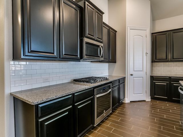 2805 Newsom Ridge Drive, Mansfield, TX 76063