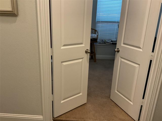 2805 Newsom Ridge Drive, Mansfield, TX 76063