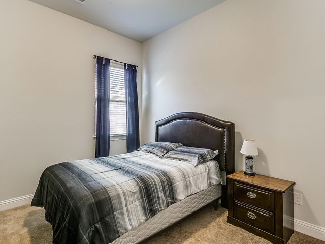 2805 Newsom Ridge Drive, Mansfield, TX 76063