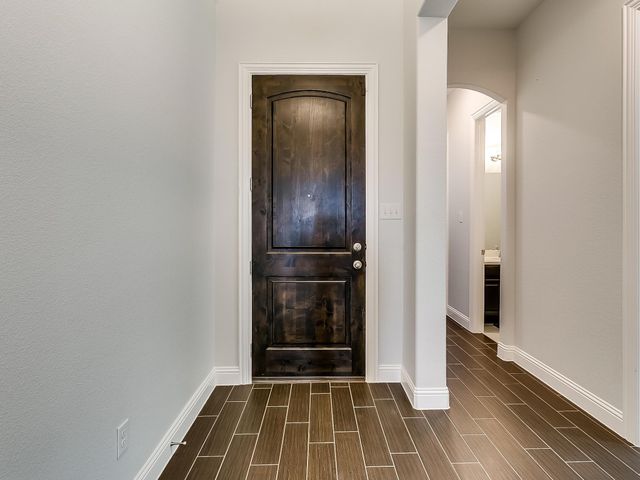 2805 Newsom Ridge Drive, Mansfield, TX 76063