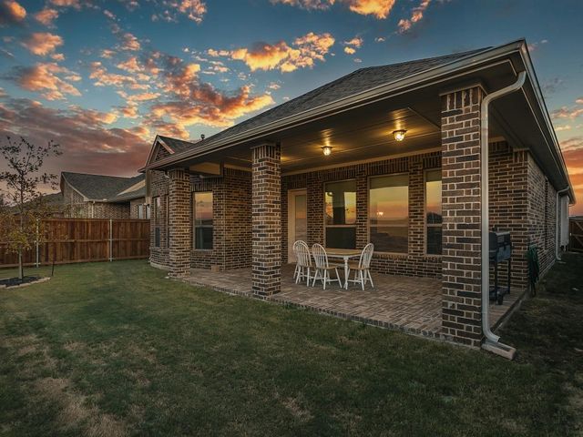 2805 Newsom Ridge Drive, Mansfield, TX 76063