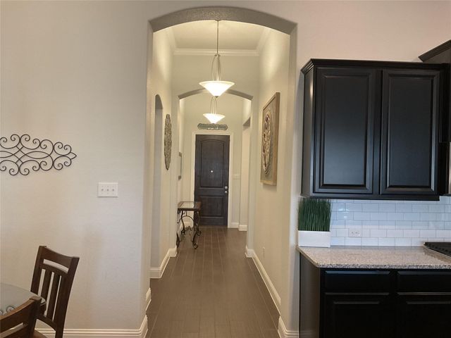 2805 Newsom Ridge Drive, Mansfield, TX 76063