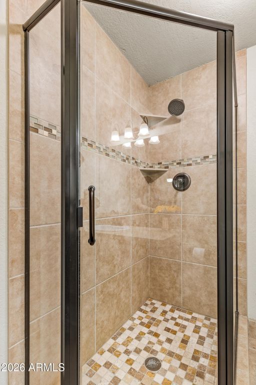 Image 27 of property listing at 935 E RAINTREE Road, Munds Park, AZ 86017