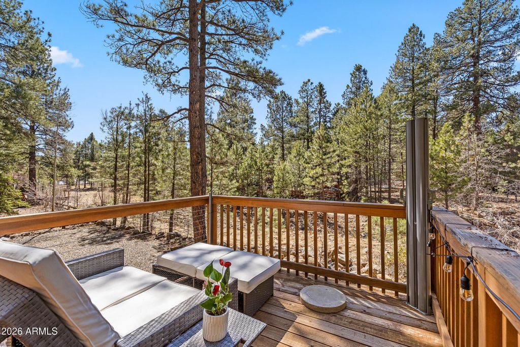 Image 3 of property listing at 935 E RAINTREE Road, Munds Park, AZ 86017