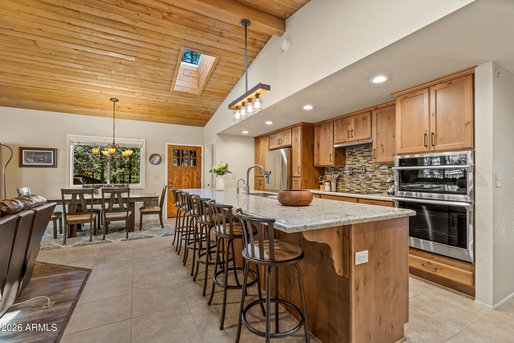 Image 9 of property listing at 935 E RAINTREE Road, Munds Park, AZ 86017