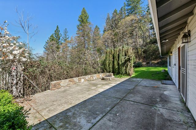 1002 Pardi Way, Placerville, CA 95667