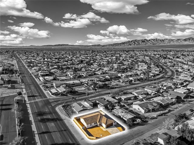 1822 Coral Isle Drive, Bullhead City, AZ 86442