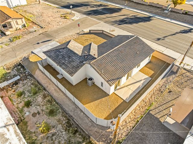 1822 Coral Isle Drive, Bullhead City, AZ 86442