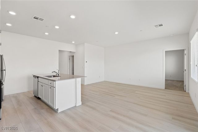 2727 Avril Point Street, Las Vegas, NV 89156