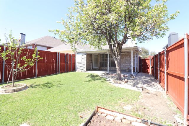 1728 Bennington Drive, Carrollton, TX 75007