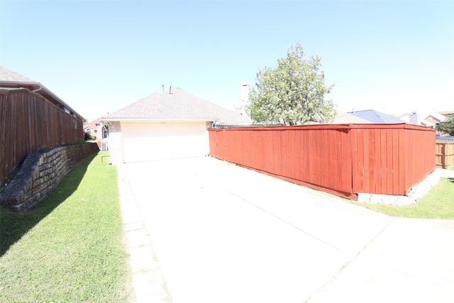 1728 Bennington Drive, Carrollton, TX 75007