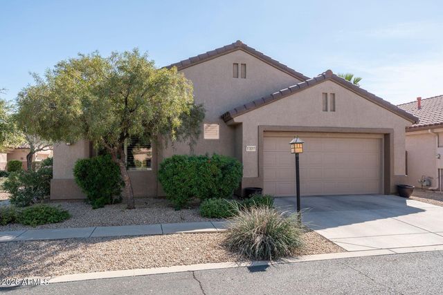 19510 N CARRIAGE Lane, Surprise, AZ 85374