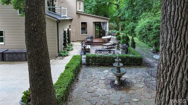 1122 Georgia Street, Edwardsville, IL 62025