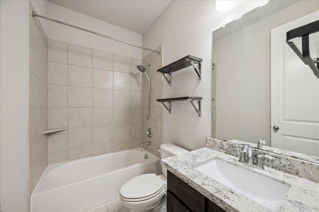 2600 Mystic Springs Lane, League City, TX 77573