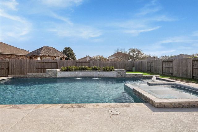 2600 Mystic Springs Lane, League City, TX 77573