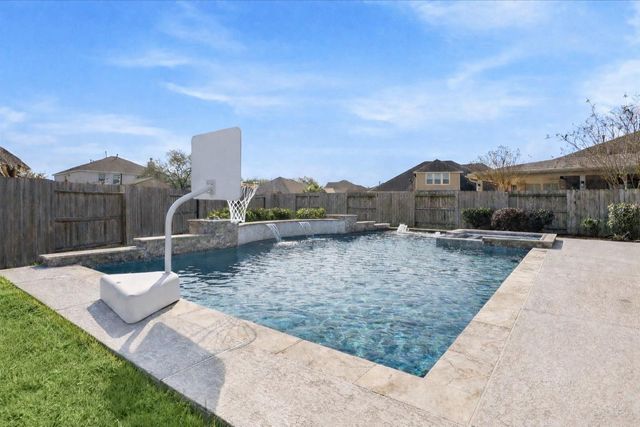 2600 Mystic Springs Lane, League City, TX 77573