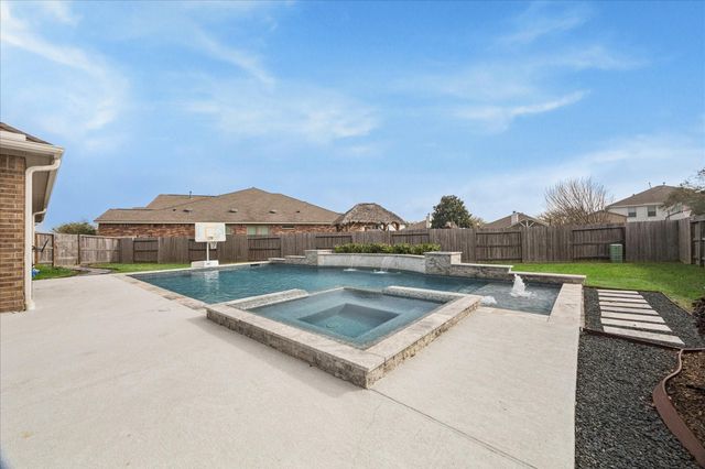 2600 Mystic Springs Lane, League City, TX 77573