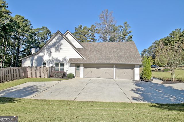 214 Northwynn Drive, Sharpsburg, GA 30277