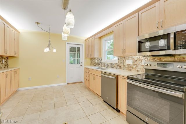 6680 Heisley Road, Mentor, OH 44060