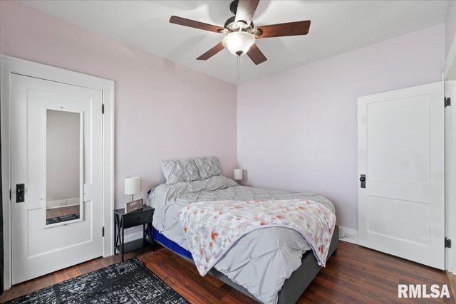 1658 W LOMBARD Street, Davenport, IA 52804