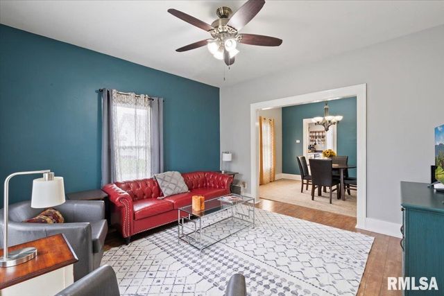 1658 W LOMBARD Street, Davenport, IA 52804