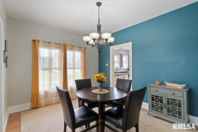 1658 W LOMBARD Street, Davenport, IA 52804