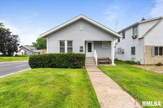 1658 W LOMBARD Street, Davenport, IA 52804