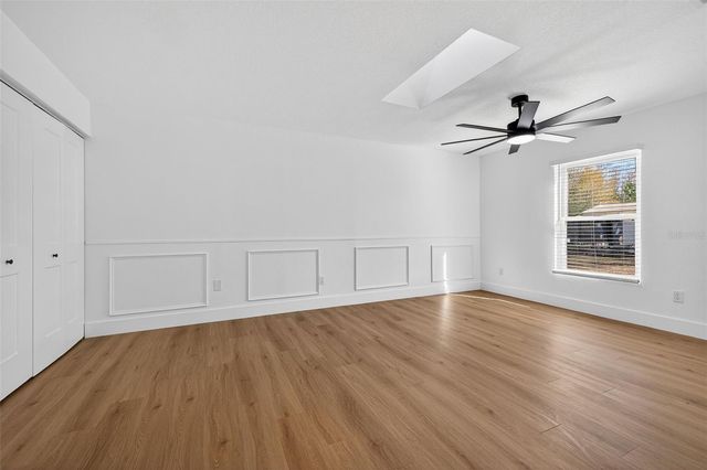 1120 COUNTRY LANE, Lutz, FL 33558