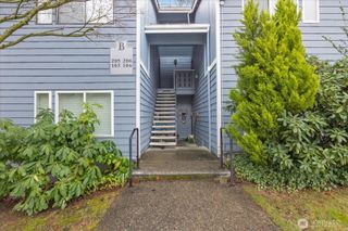 4120 212th Street SW #B206, Mountlake Terrace, WA 98043