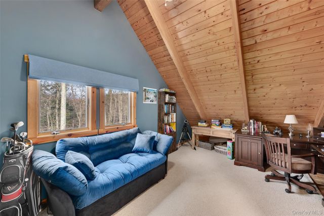198 Hortontown Road, Hopewell Junction, NY 12533