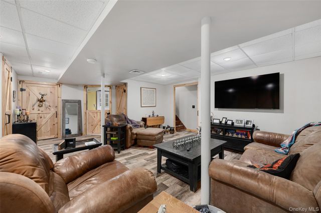 198 Hortontown Road, Hopewell Junction, NY 12533
