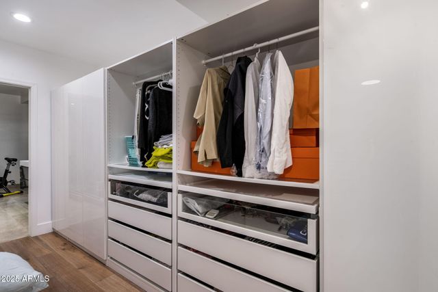 8312 N GOLF Drive, Paradise Valley, AZ 85253