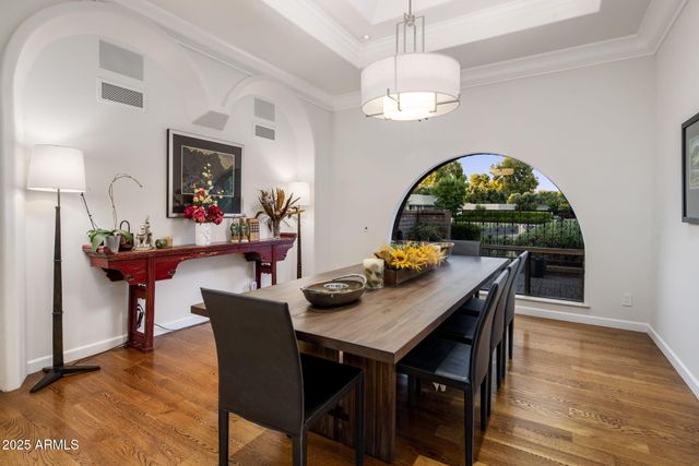 8312 N GOLF Drive, Paradise Valley, AZ 85253