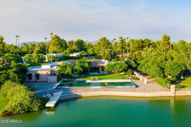 8312 N GOLF Drive, Paradise Valley, AZ 85253