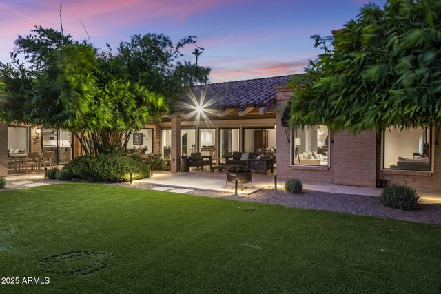 8312 N GOLF Drive, Paradise Valley, AZ 85253