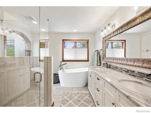 341 Homesteader Lane, Estes Park, CO 80517