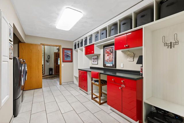 44 White Oaks Lane, Madison, WI 53711