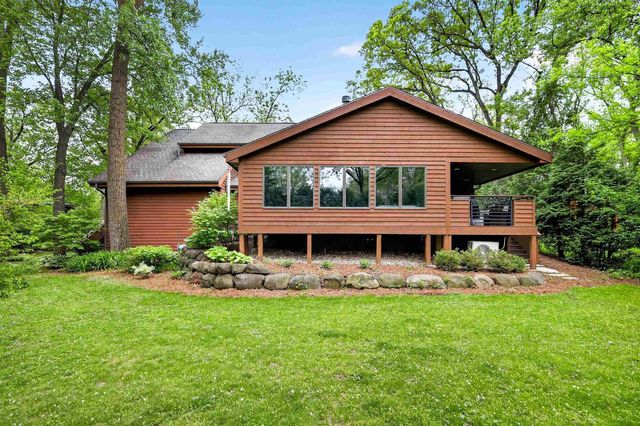 44 White Oaks Lane, Madison, WI 53711