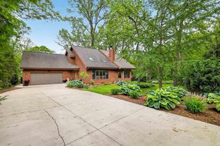 44 White Oaks Lane, Madison, WI 53711