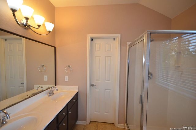 9703 Autumn Pl, Converse, TX 78109