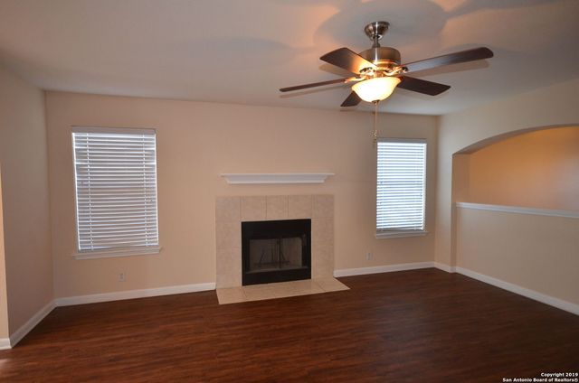 9703 Autumn Pl, Converse, TX 78109