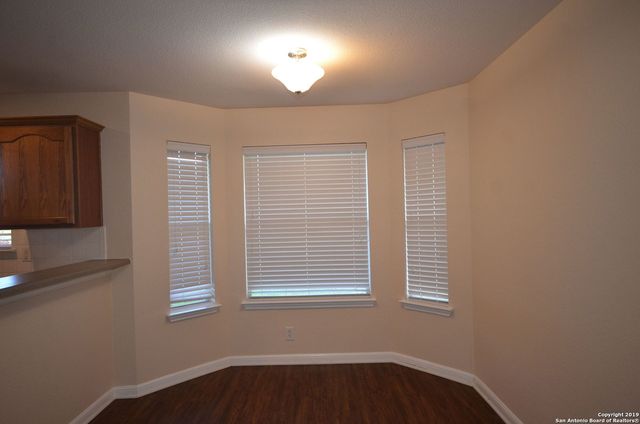 9703 Autumn Pl, Converse, TX 78109