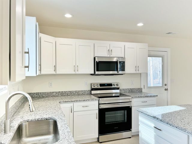 107 Everest Drive, Inman, SC 29349