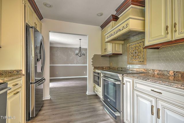 19328 Stirrup Drive, Abingdon, VA 24211