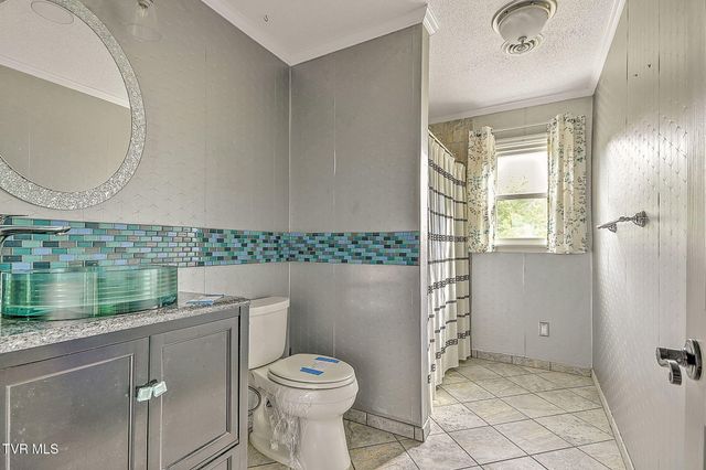 19328 Stirrup Drive, Abingdon, VA 24211